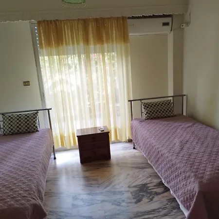 Vacations In Patra Rooms Exterior photo