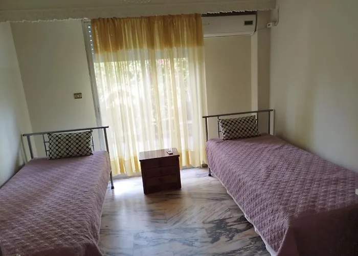 Vacations In Patra Rooms