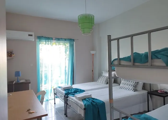 Vacations In Patra Rooms